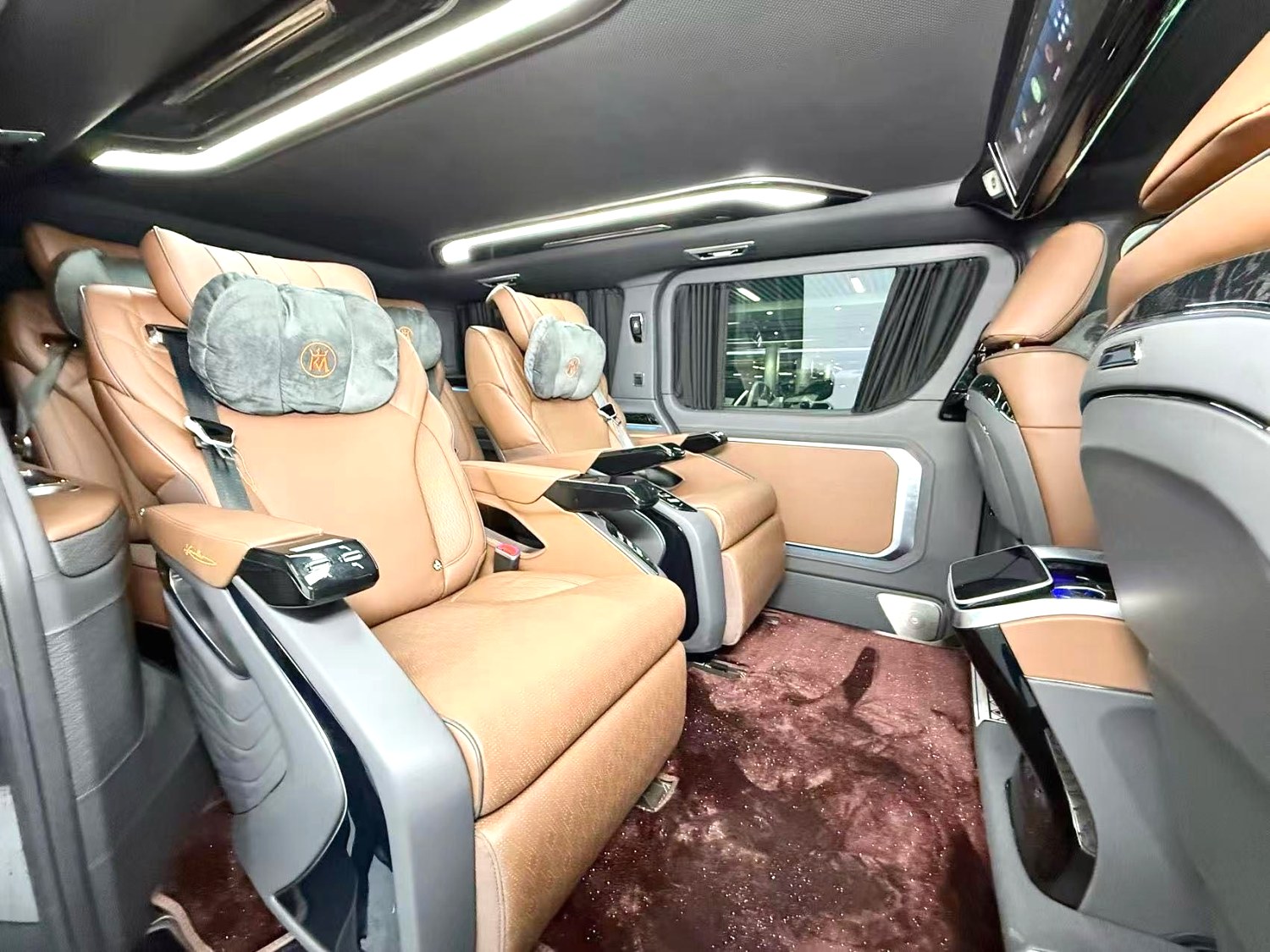 Toyota Hiace 3.5 Middle East Spec Automatic Van - 图片 10
