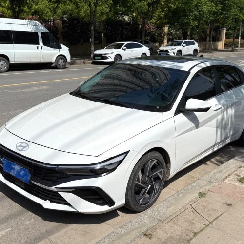 Hyundai Elantra Sedan, 2023, 1.5L CVT LUX Premium, Automatic