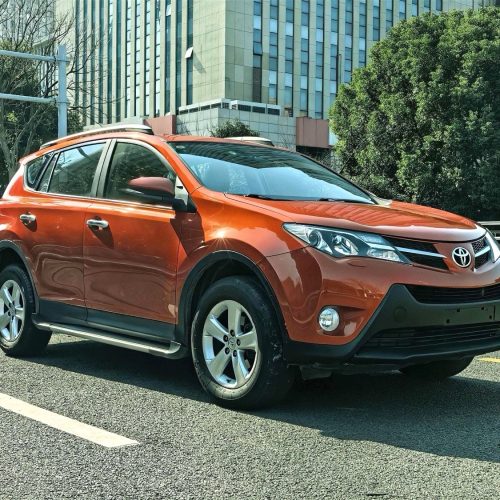 Toyota RAV4, registered in Feb 2014, 2.5L full-time 4WD