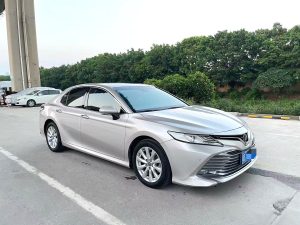 Toyota Camry 2018 2.0G Luxury Version, Automatic