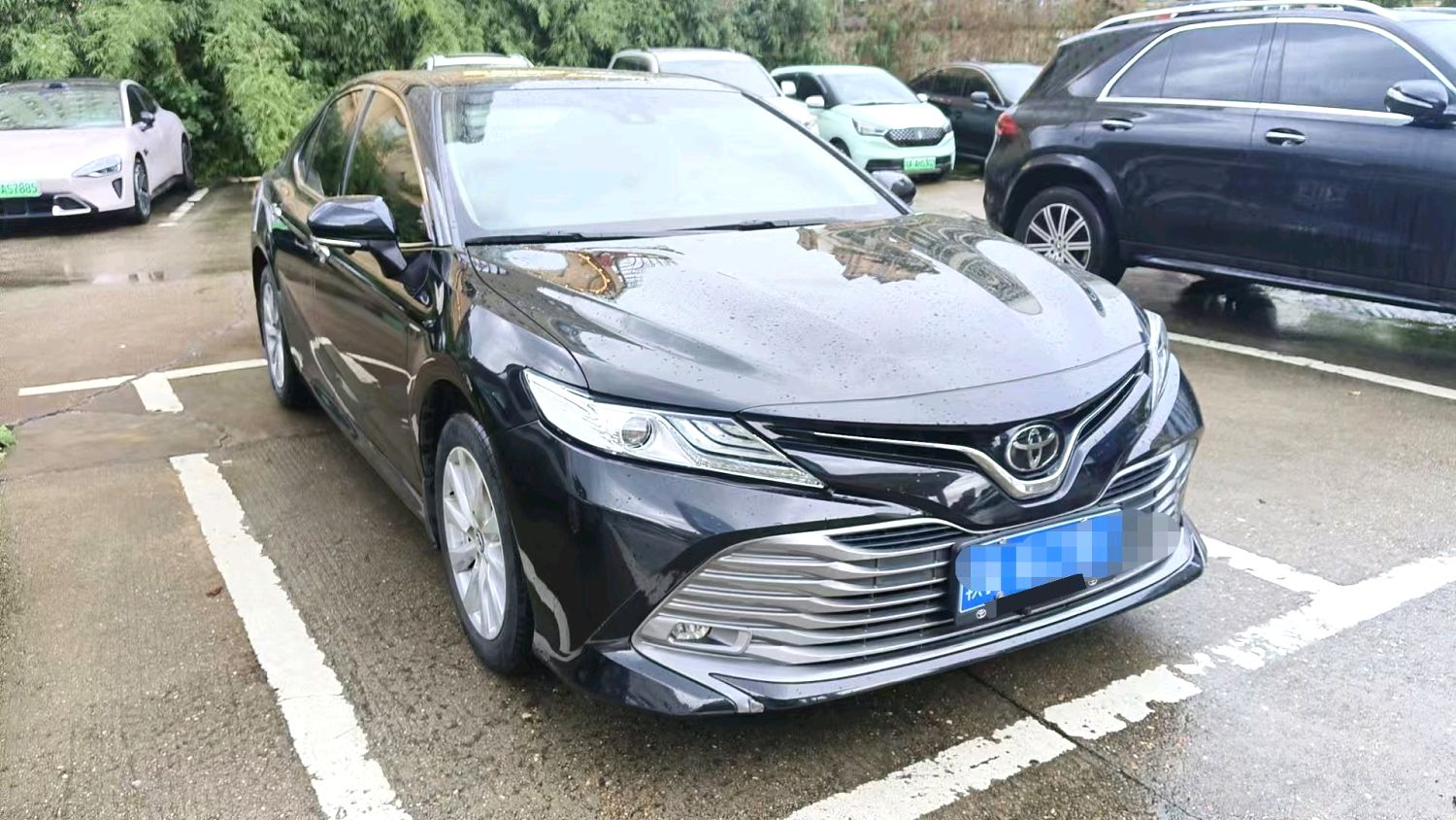 Toyota Camry 2019 2.0G CVT Luxury Version, Automatic