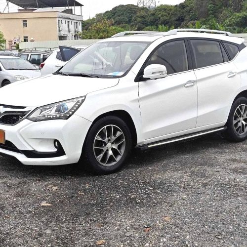 BYD 2016 Song 2.0TID Luxury Edition Automatic