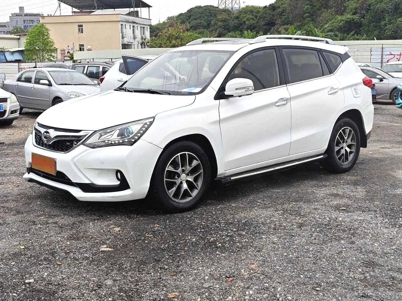 BYD 2016 Song 2.0TID Luxury Edition Automatic